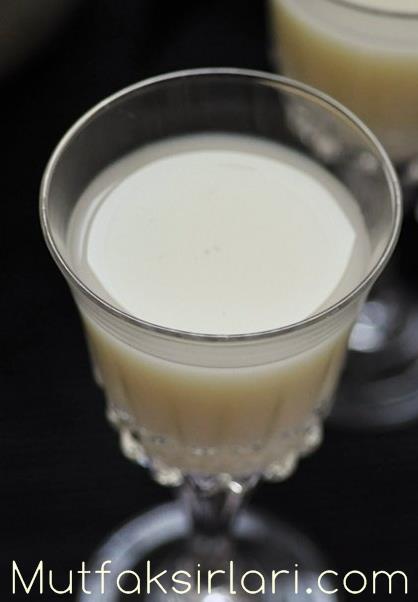 süt likörü