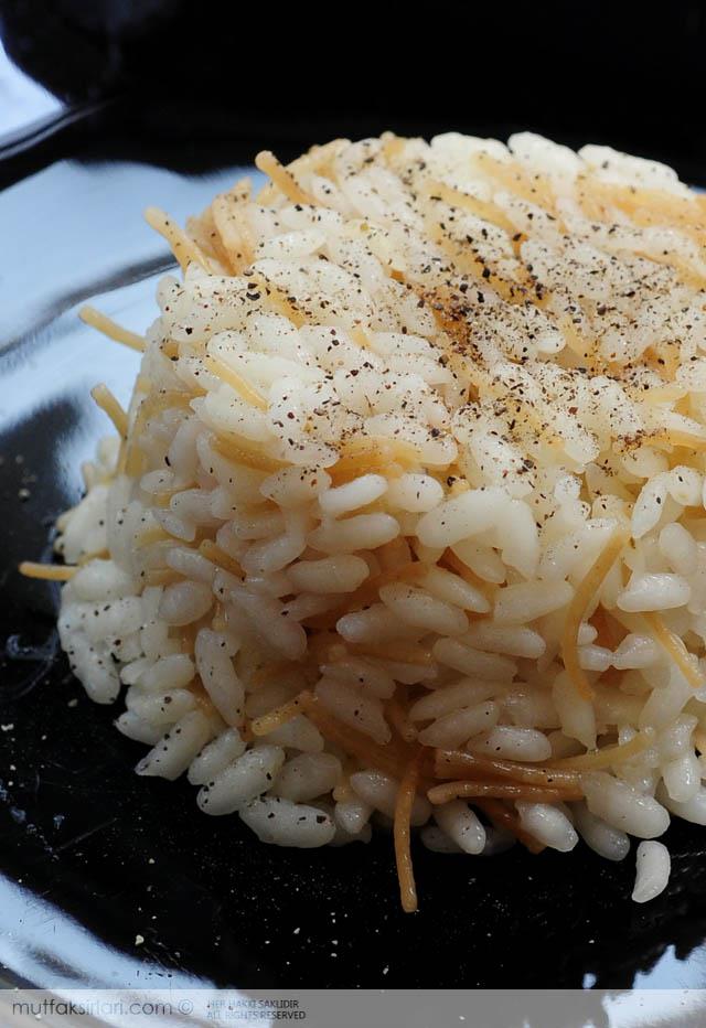 tel Şehriyeli pirinç pilavı mutfak sırları pratik yemek tarifleri