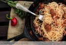 Domates Soslu Köfteli Spagetti & Aşk Tanrıçasının Mutfak Okulu