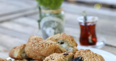 Bitta – Zeytinli Hellim Peynirli Kıbrıs Ekmeği