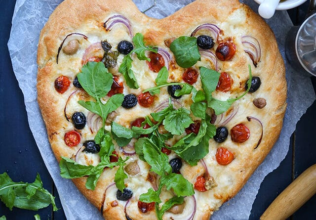 foccacia,italyan ekmeği,pizza hamuru,kalp pizza